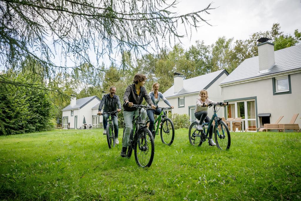 Center Parcs Les Ardennes Hotell Vielsalm Exteriör bild